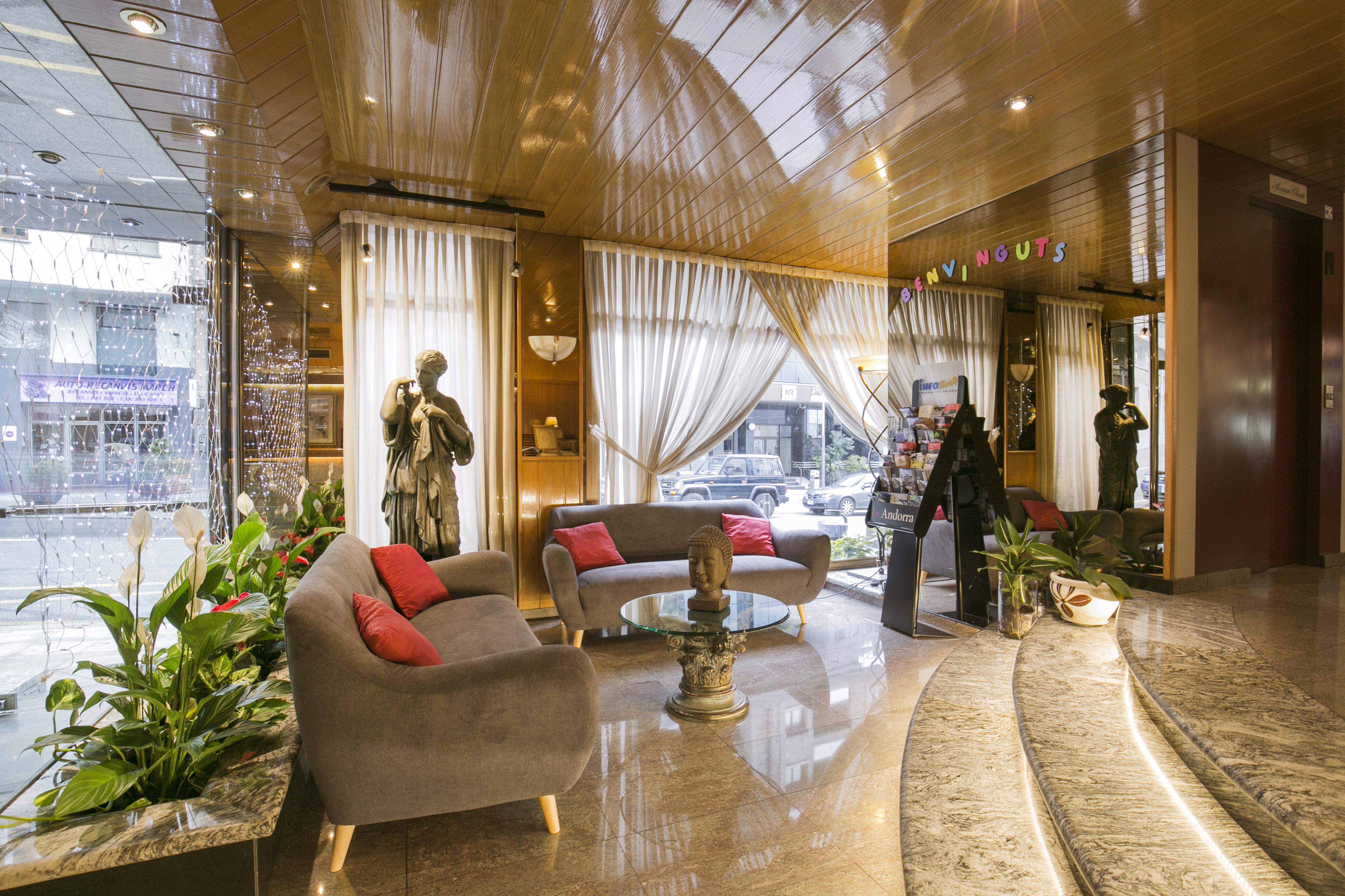 Hotel Yomo Imperial 3*