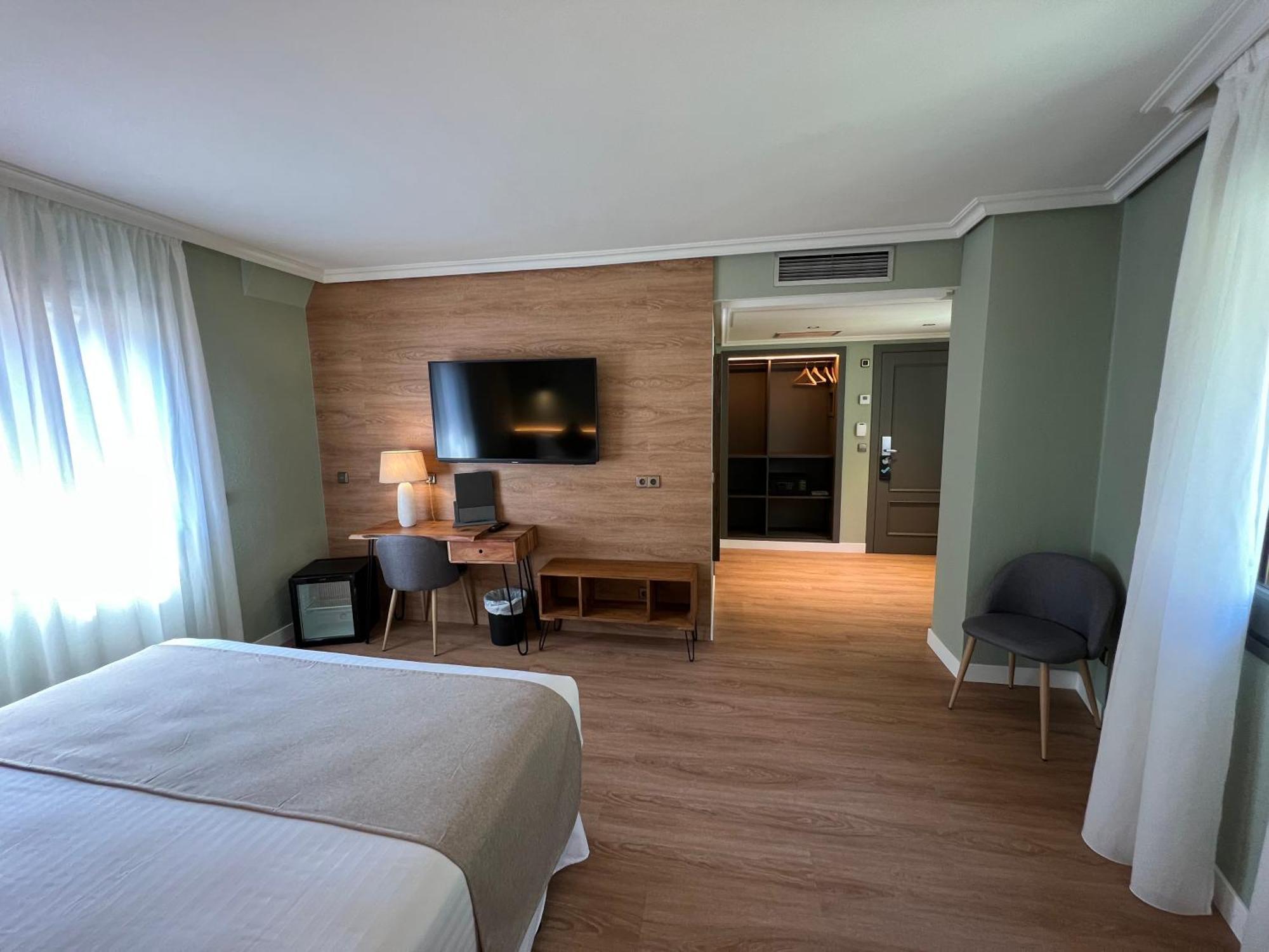 Hotel Yomo Imperial 3*